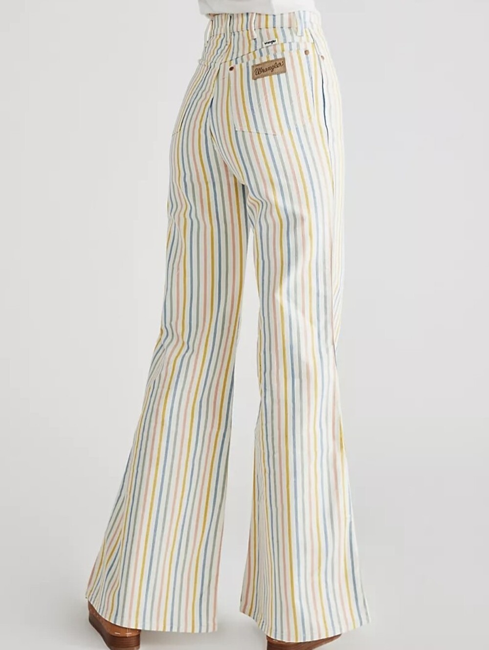 Wrangler Wanderer 622 High Rise Flare Jeans Sz 32x32 Pastel Rainbow Stripe Denim - Picture 2 of 14
